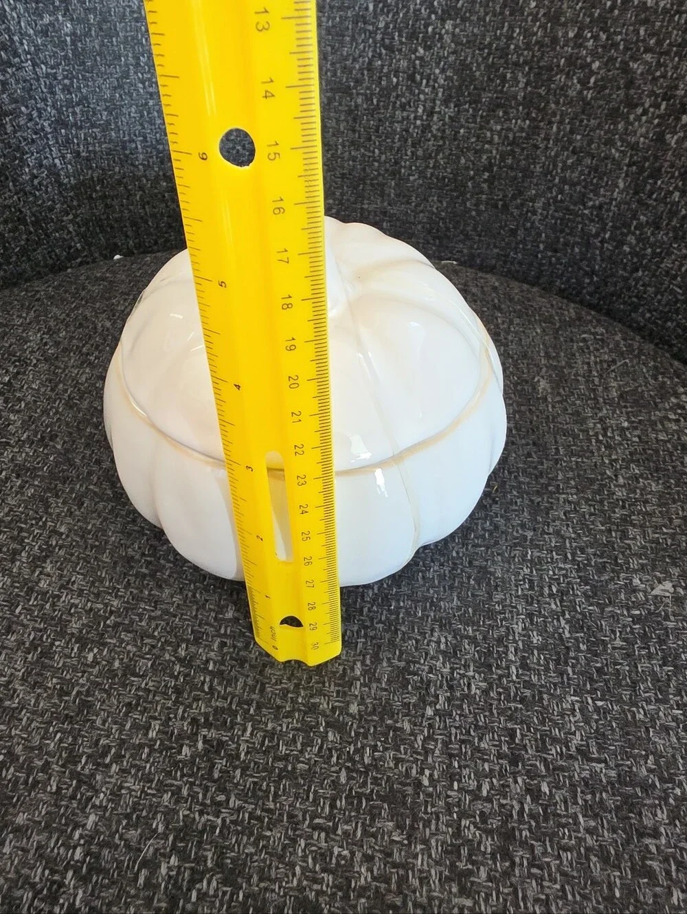 NWT Fall 22 Oz Cream Ceramic Pumpkin Bowl With Lid Hobby Lobby Decorative